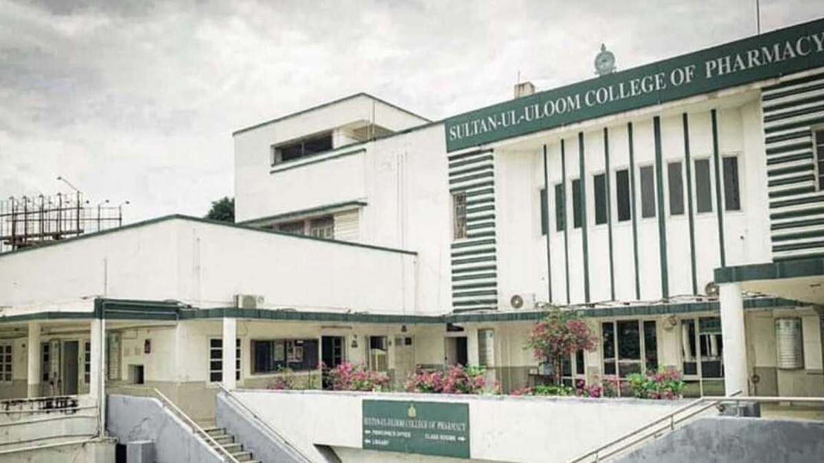 Telangana Human Rights Commission orders college to return certificates to B Pharmacy students