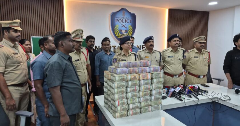 Bowenpally Police Seize ₹4.05 Crore Hawala Cash, Two Accused Detained