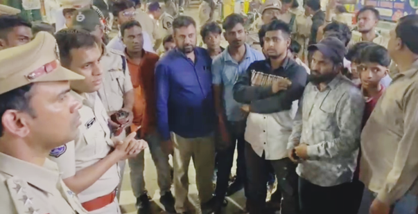 Hyderabad Police Conduct Massive Cordon Search in Bhavaninagar Area