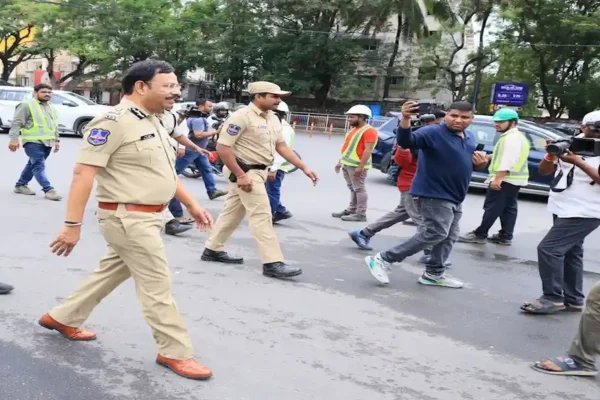 Hyderabad Commssioner of Police VC Sajjanar
