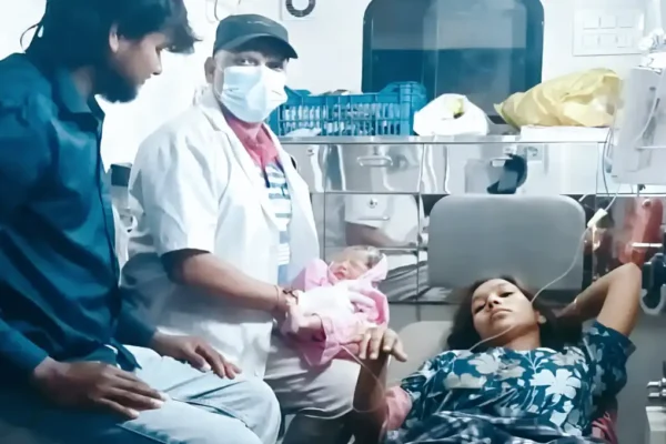 Uppal Woman Gives Birth Inside 108 Ambulance
